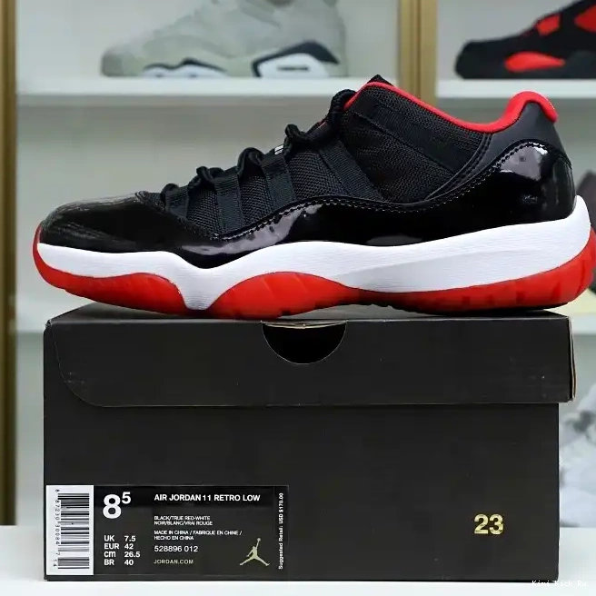 Kimikick 11 LOW JORDAN BRED RETRO AIR 0811
